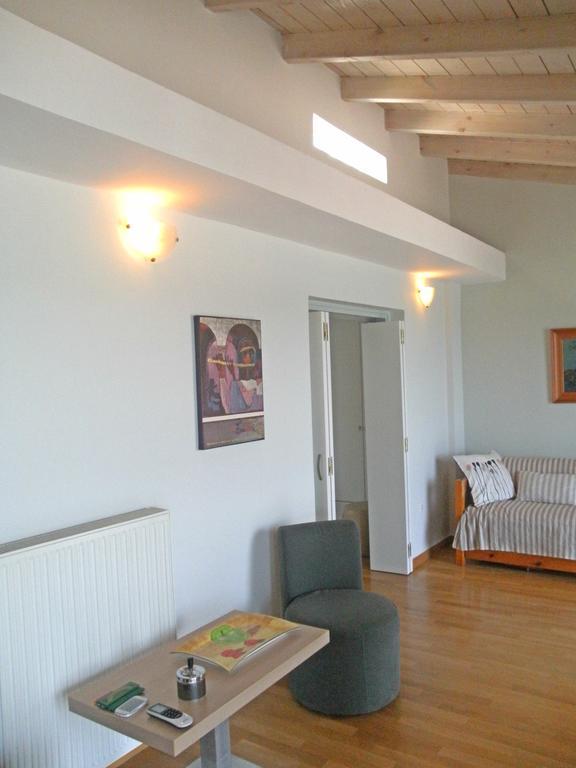 Artemis' Star Apartment Bagian luar foto